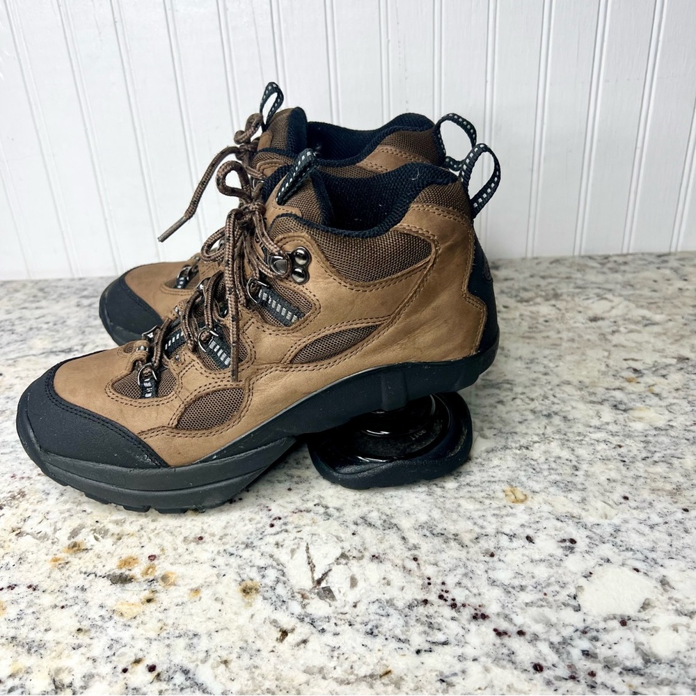 Z-Coil Women’s Desert Hiking Boots